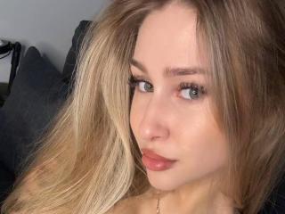MilagrosEdmisten Hot Liveshows - Photo 17/21