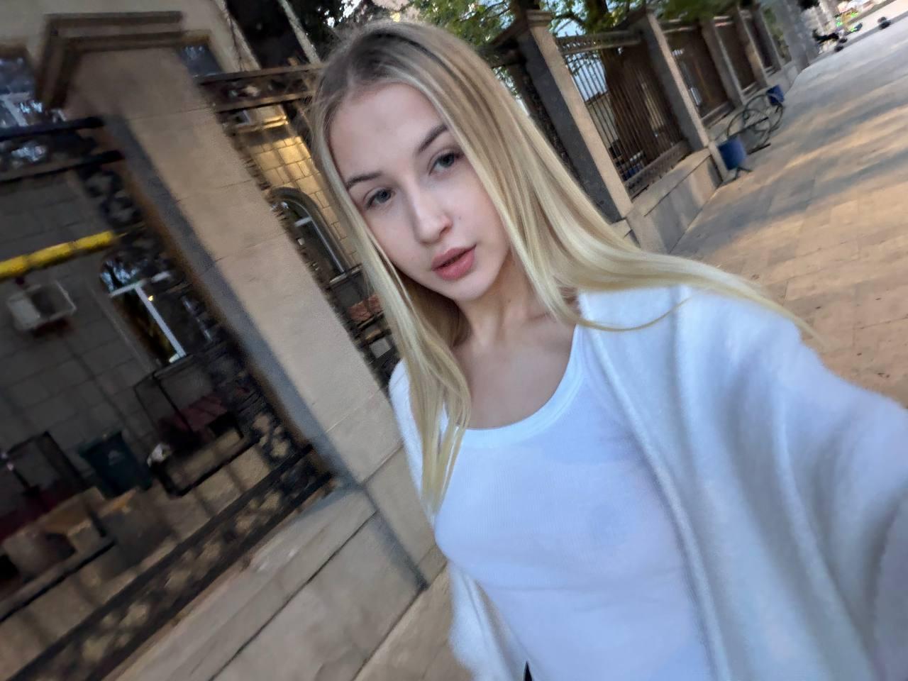 webcam model DustyHodes from XloveCam webcam model DustyHodes from XloveCam