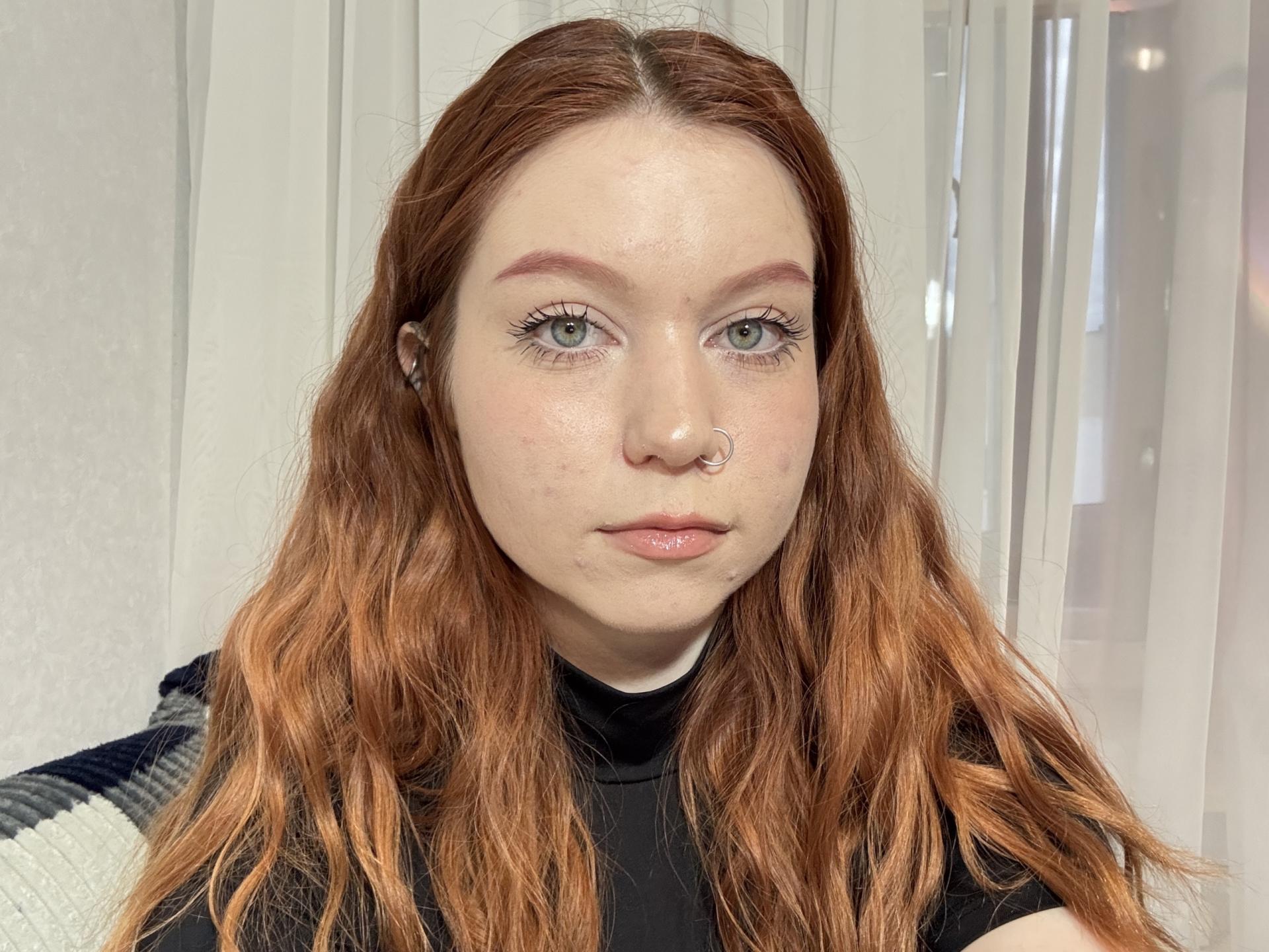 webcam model LilliamChevalier from XloveCam webcam model LilliamChevalier from XloveCam