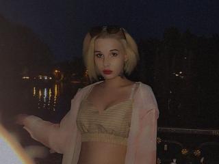 LavonneAddy Anal Livecam - Photo 9/21