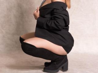 AmeliaCruuz Webcam Porno Live - Photo 9/21