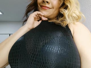 VantaMuse photo