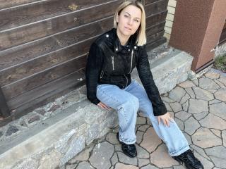 BelleLisaG Image Gallery
