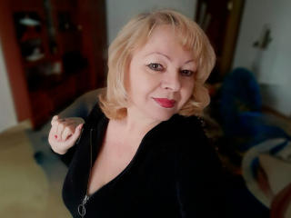 EvelynLoveShy Image Gallery