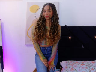 SkinnySamantha Image Gallery