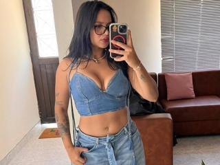 AlanaLuxe Webcam Porno Live - Photo 17/21