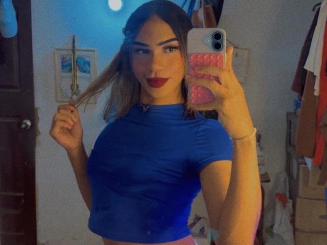 KendallKiss — live cam photo 1