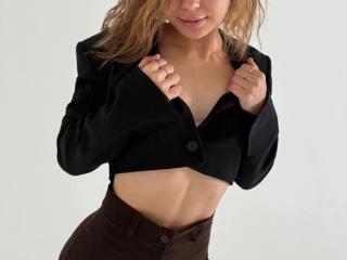AdelinaMiau-hot photo