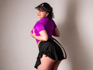 VanessaClose Image Gallery
