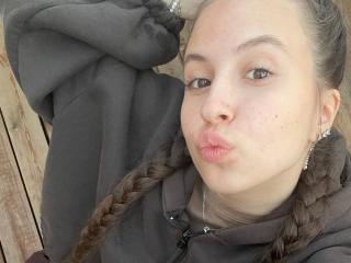 AudrieNuessen Webcam Porno Live - Photo 9/20