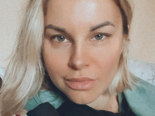 BelleLisaG Live Cam Porn - Photo 16/21