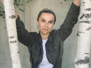 BelleLisaG Live Cam Porn - Photo 5/21