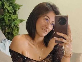 SharissWilliam Blowjob XXX Cams - Photo 18/21