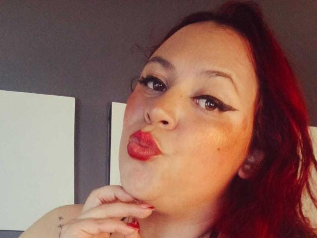 BiancaHottiest — live cam photo 1