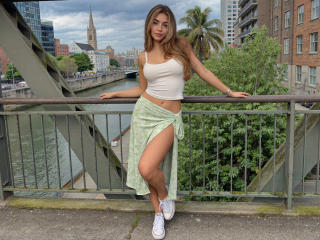 SofieWhite Fellation XXX Cams - Photo 7/21