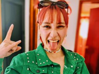 AliceRiot Image Gallery