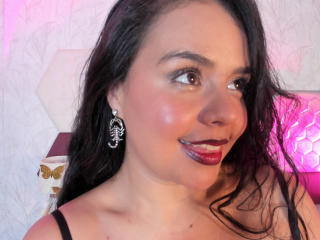 ArielleWilde Webcam Porno Live - Photo 7/21