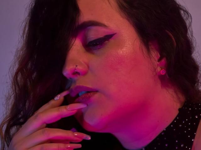 StacyMillerr — live cam photo 2