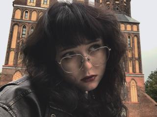 TarshaBrosi Image Gallery