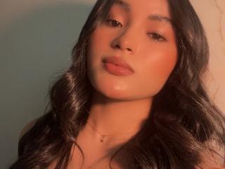 MiiaPalmer Image Gallery