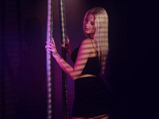 AliceWhitey Webcam Porno Live - Photo 4/21