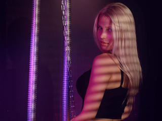 AliceWhitey Image Gallery
