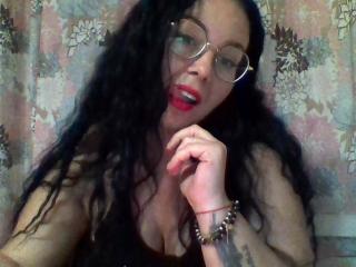 ElenaBoobs Live Chat on XLoveCam
