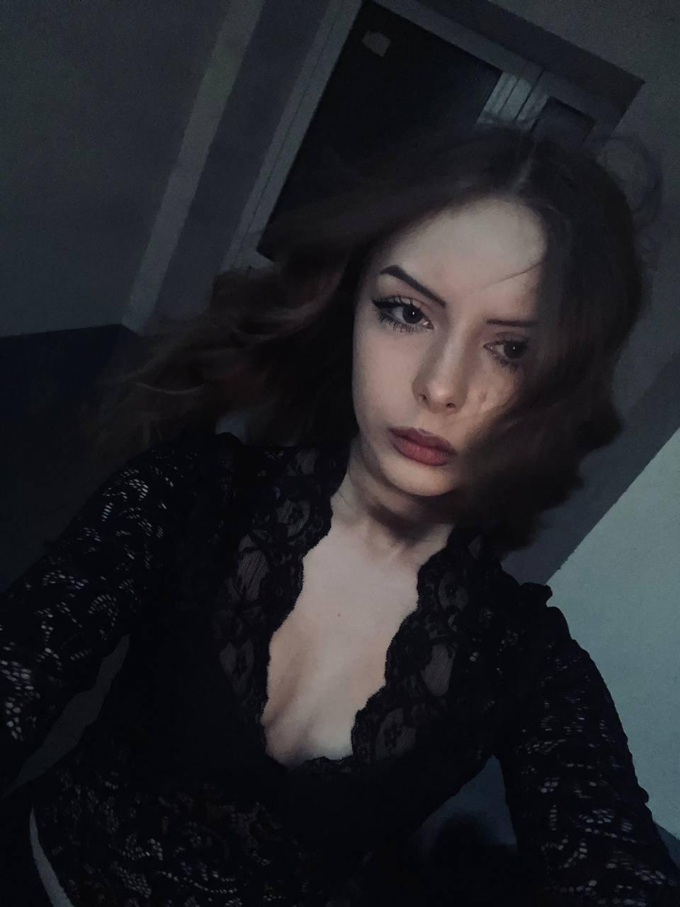 webcam model LourdesWhilby from XloveCam webcam model LourdesWhilby from XloveCam