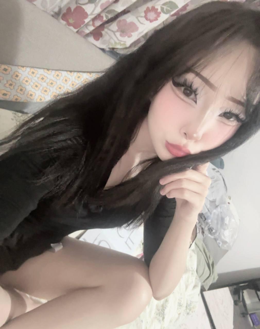 webcam model JaclynJafek from XloveCam webcam model JaclynJafek from XloveCam