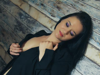 SensualCrissa Blowjob XXX Cams - Photo 20/21