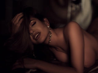 ChrissyHarper - Sexy live show with sex cam on XloveCam®