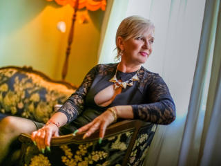 ExperiencedAlana - Live sex cam - 5761486