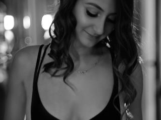 IrisVenetta - Live porn & sex cam - Img 102