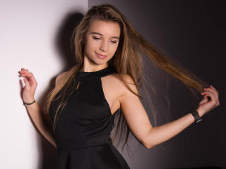 LucyBestCandy Anal Livecam - Photo 13/21