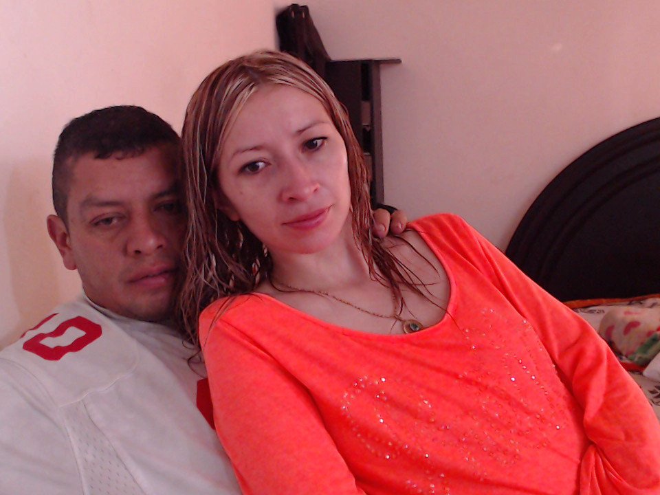 LatinasexyCouple — live cam photo 2