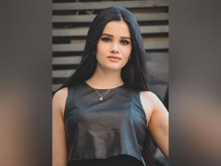 KristiTopX Image Gallery