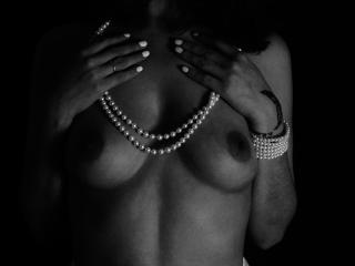 Zazazelle MILF Live - Photo 7/16