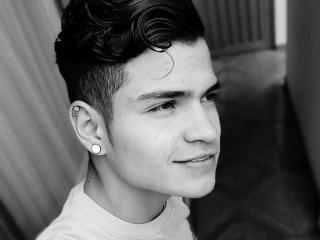 GabrielSparza - Live sex cam - 8091532