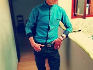 Hidan - Sexe cam en vivo - 8334032