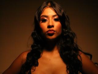 AlisonFoxx69 - chat online sexy with a latin american Sexy college hottie 