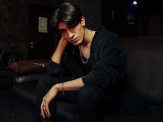 DavidCharliz - Live sex cam - 8650636