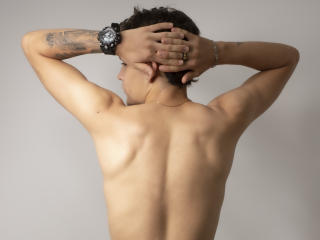 JustinGold - Live sex cam - 8659936