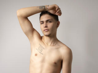 JustinGold - Live sex cam - 8660040