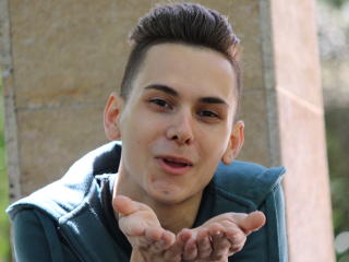 KevinDelvin - Live sex cam - 8757812