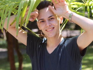 KevinDelvin - Live sex cam - 8757840