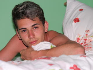 KevinDelvin - Live sex cam - 8757860