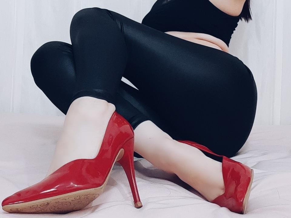 AliceRossi — live cam photo 3