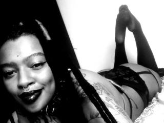 OrangeMelanin - Live sex cam - 9618312