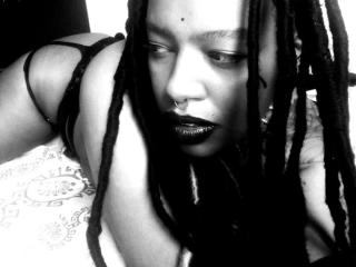 OrangeMelanin - Live sex cam - 9618316