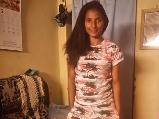 LabellaNikkyX Anal en Webcam Live - Photo 10/21